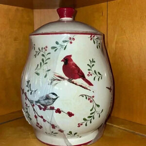 Rare 1990s winter forest  cardinal cookie jar